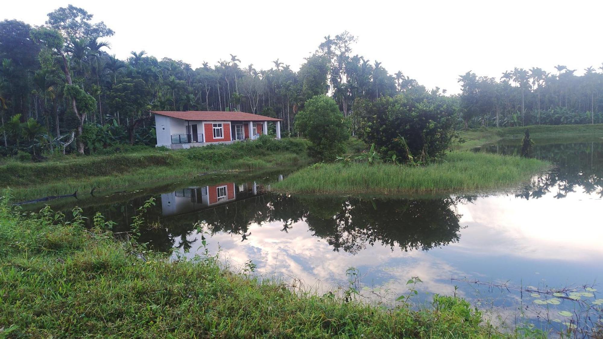 Lake Ripples - Farmstay & Camping Ponnampet Exterior photo